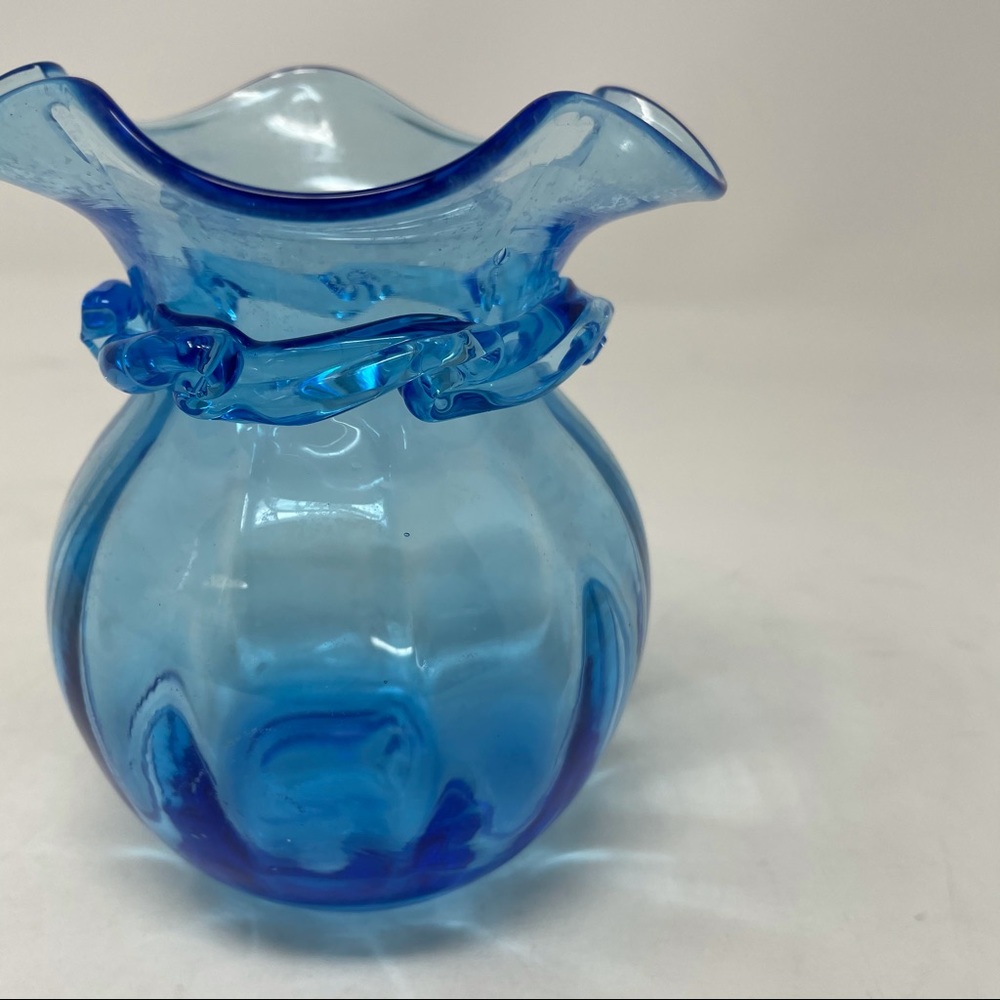 GLASS VASE Blue Fluted with Ribbon Twist Accent